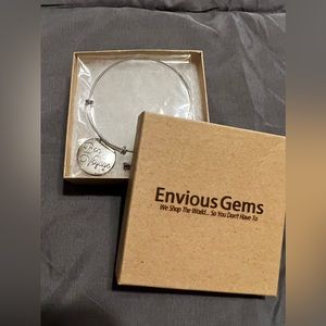 Envious Gems NWT bracelet Bon voyage cruise ship silver